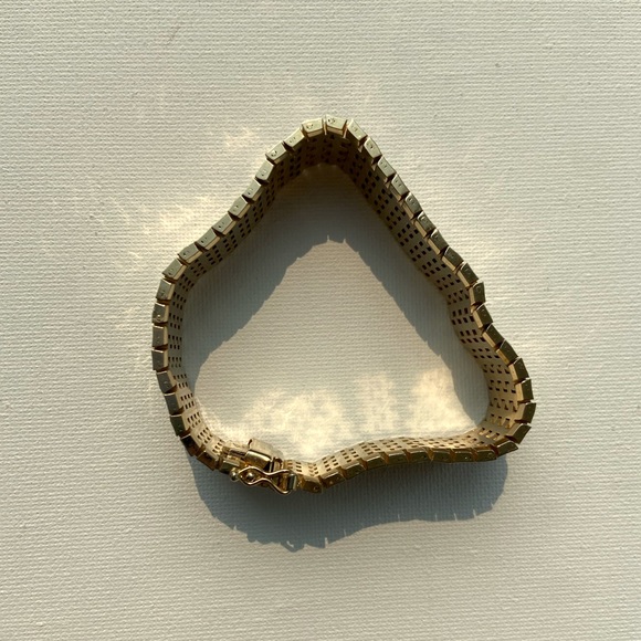 18k Yellow Gold Plated Vintage Flexible Link Wide Bracelet - Picture 4 of 6